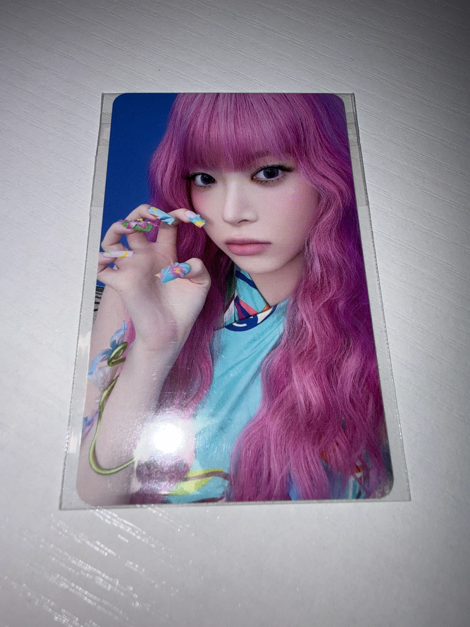 LE SSERAFIM Hong Eunchae LE SSERAFIM - Hong Eunchae - PUREFLOW pt.1 Album apple music lucky draw (LD) round 2 listing photo 1