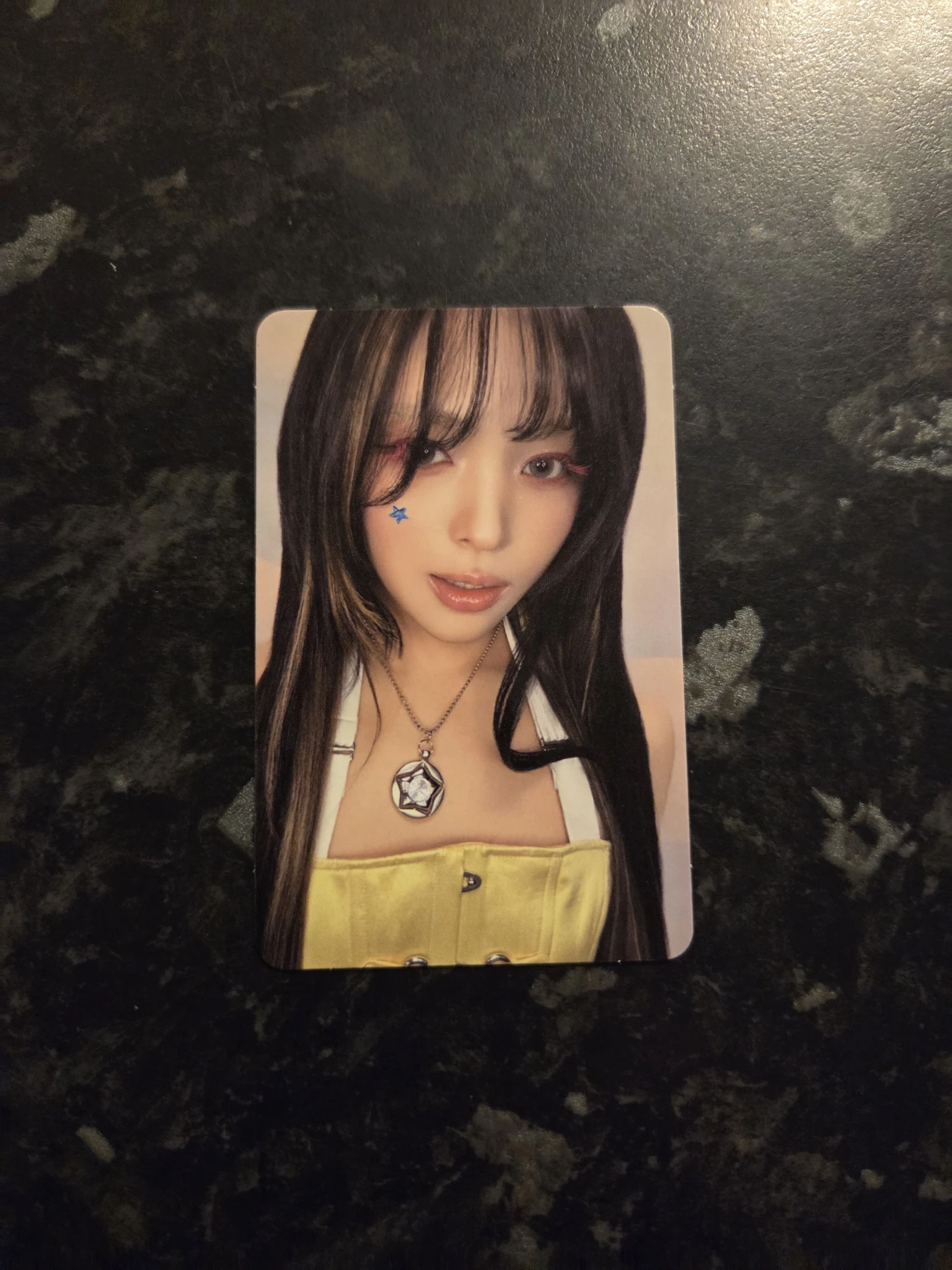ITZY Ryujin ITZY - Ryujin - Motto Album photobook version C version album photocard listing photo 1