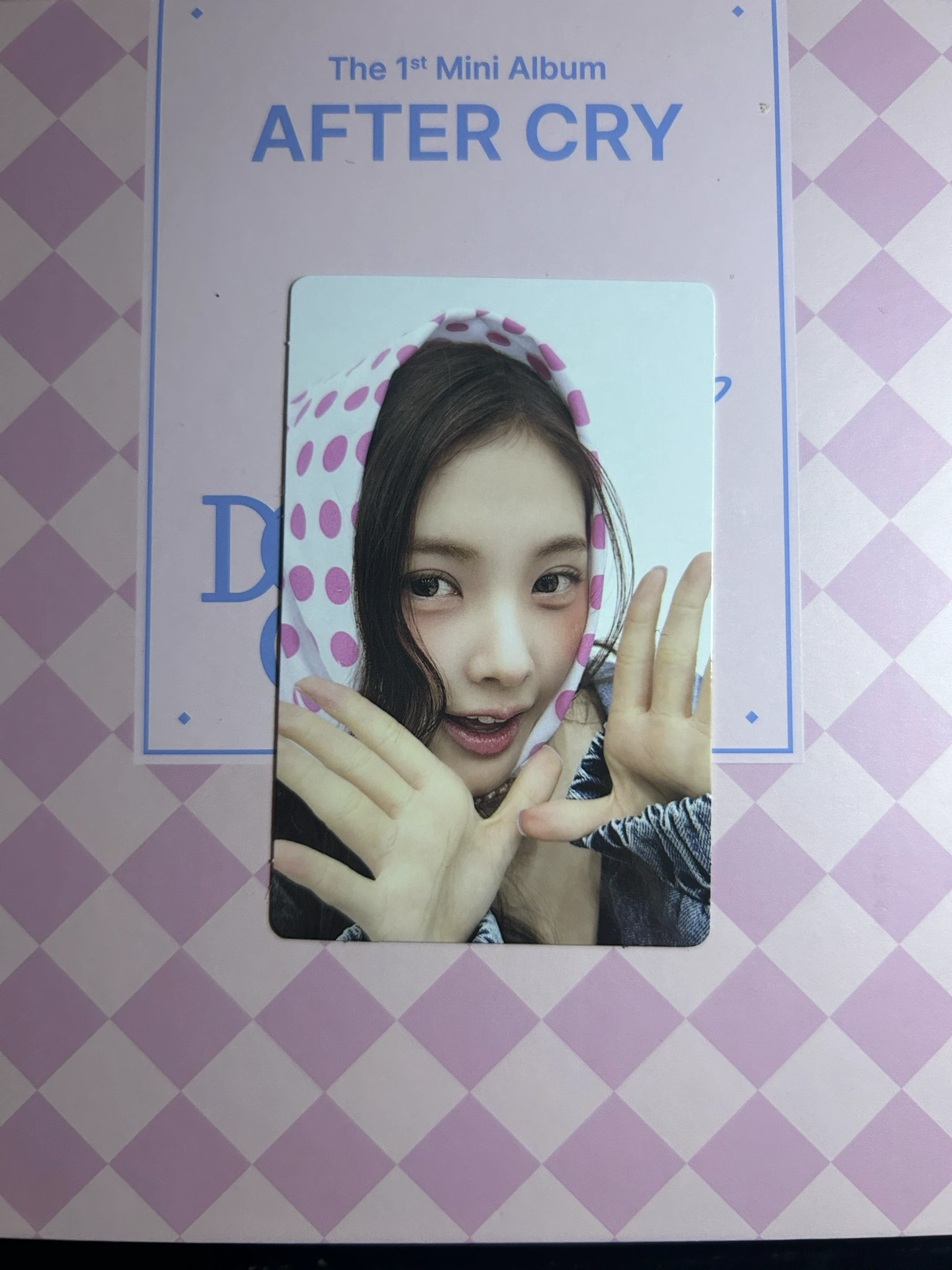 Baby DONT Cry Yihyun Baby DONT Cry - Yihyun - After Cry Album album photocard pink version listing photo 1