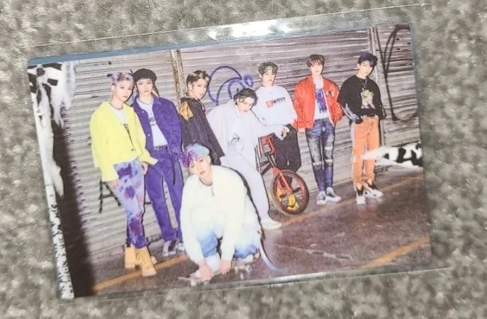 Stray Kids Stray Kids - GO LIVE Album album photocard secret card photocard set transparent/translucent listing photo 2
