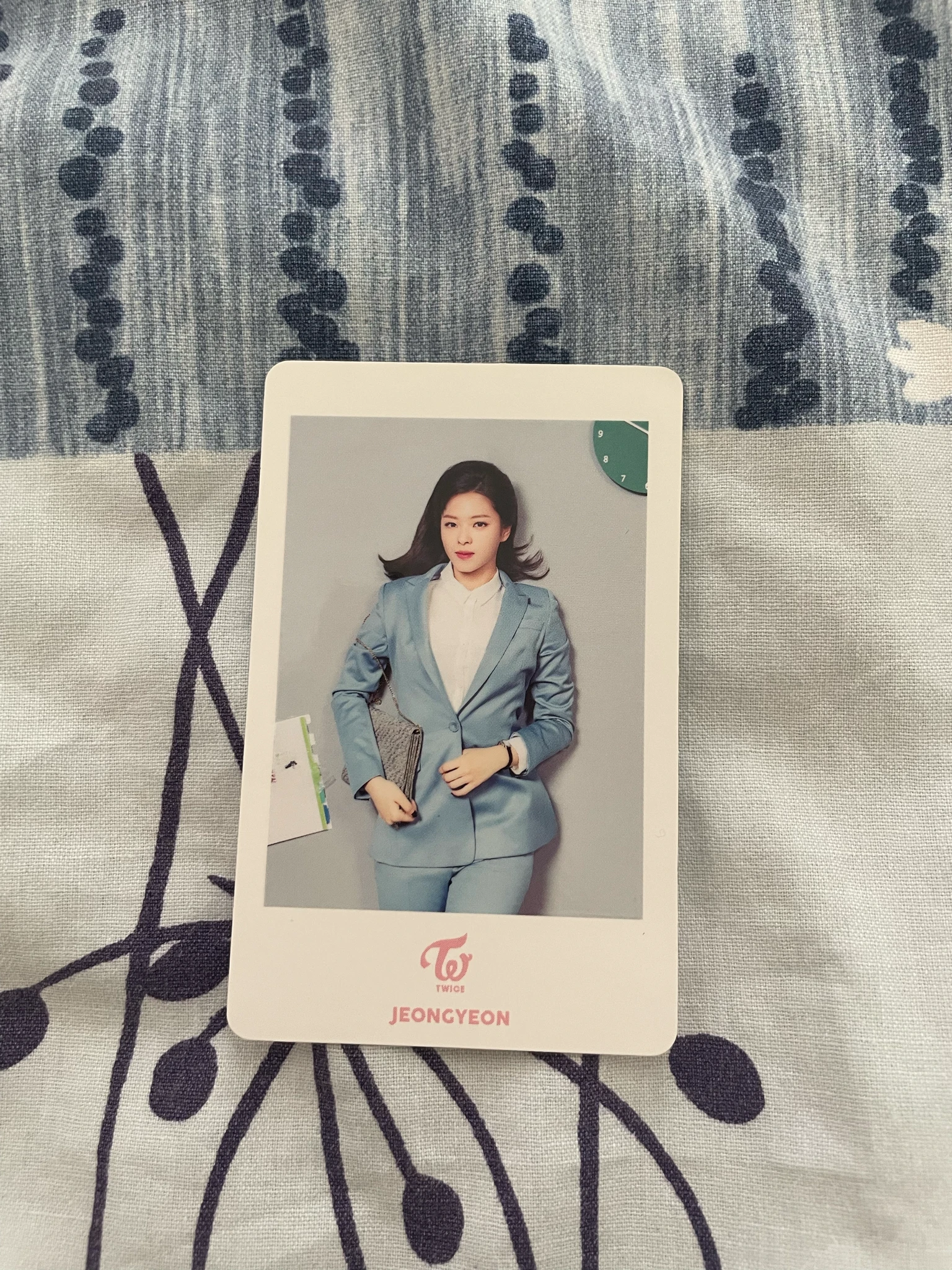TWICE Jeongyeon TWICE - Jeongyeon - Dome Tour #DreamDay - Japan 2019 Event merch photocard purchase benefit polaroid polaroid set japan listing photo 1