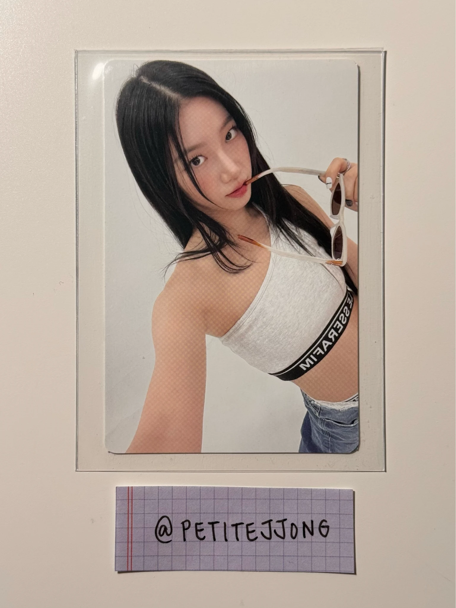 LE SSERAFIM Kazuha LE SSERAFIM - Kazuha - UNFORGIVEN Album Dewy Sage ver. album photocard listing photo 1