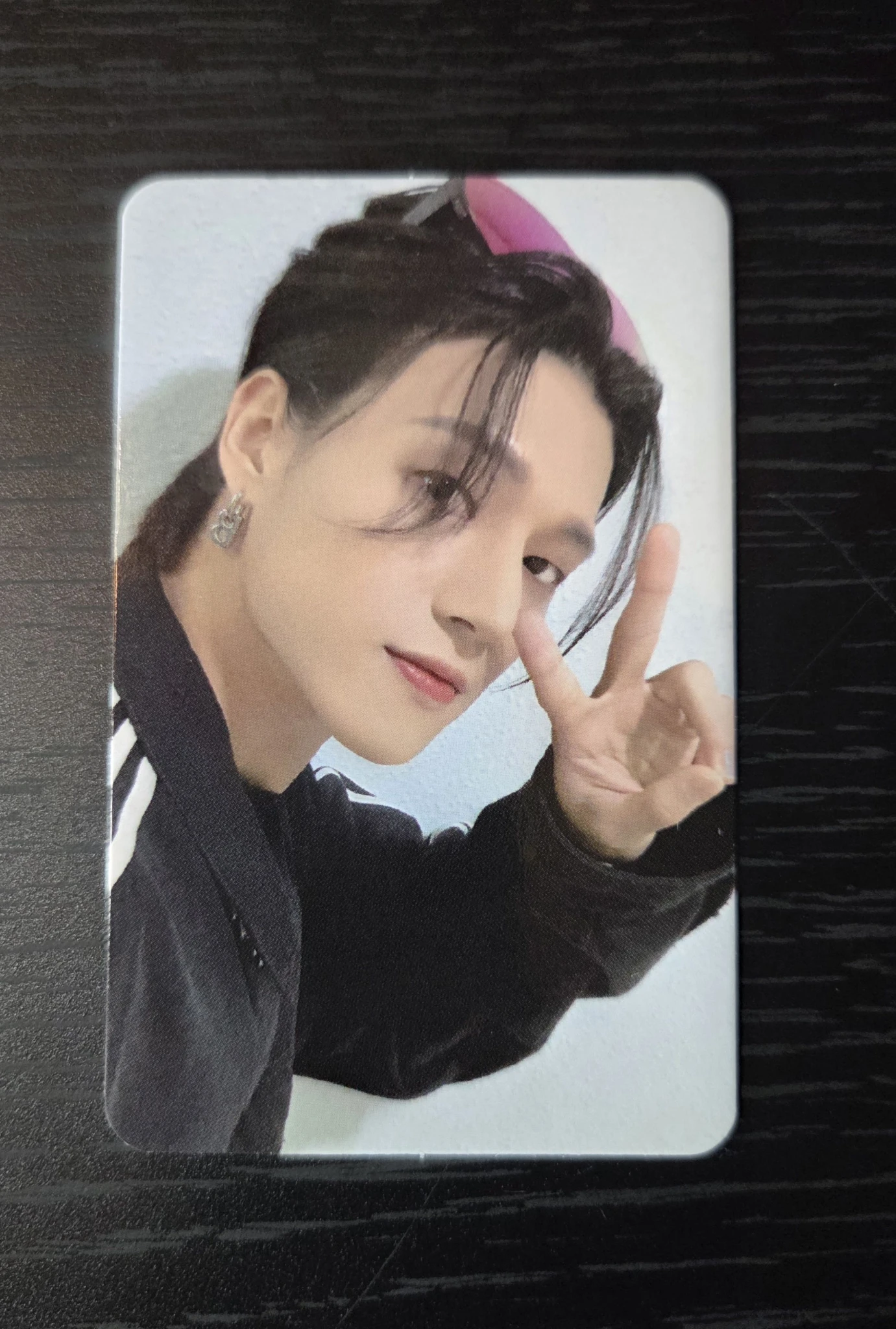 ATEEZ Wooyoung ATEEZ - Wooyoung - THE WORLD EP.2 : OUTLAW Album minirecord shop video call (fancall) fansign listing photo 1