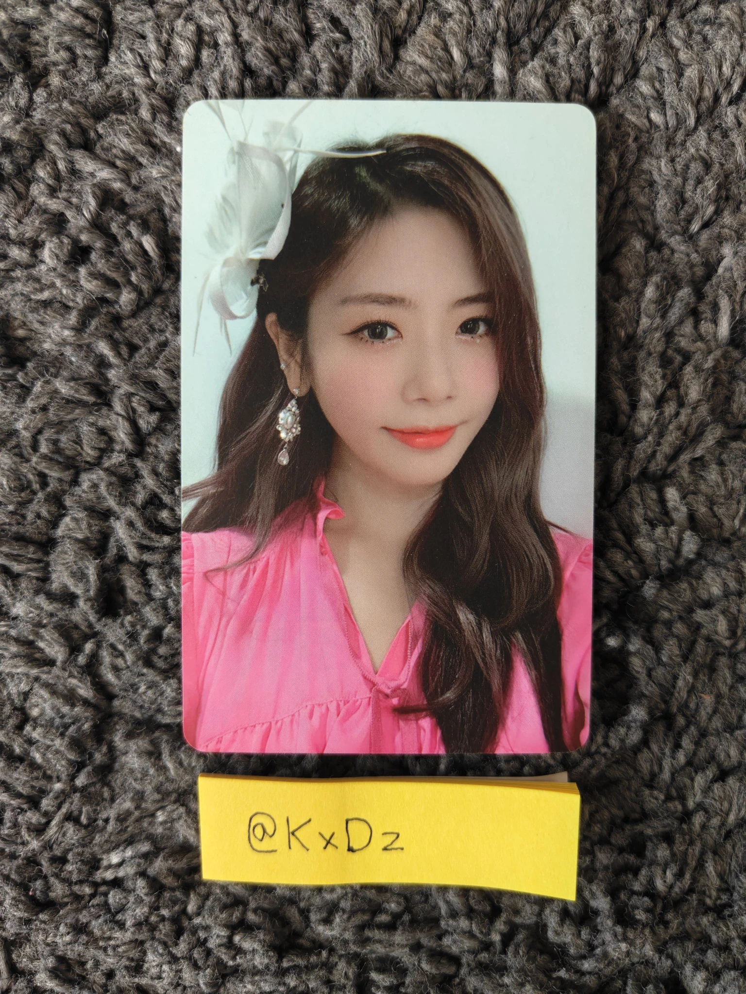 Dreamcatcher JiU Dreamcatcher - JiU - Official Dreamcatcher Store Merchandise Other photocard binder merch photocard 2020 version photocard set listing photo 1