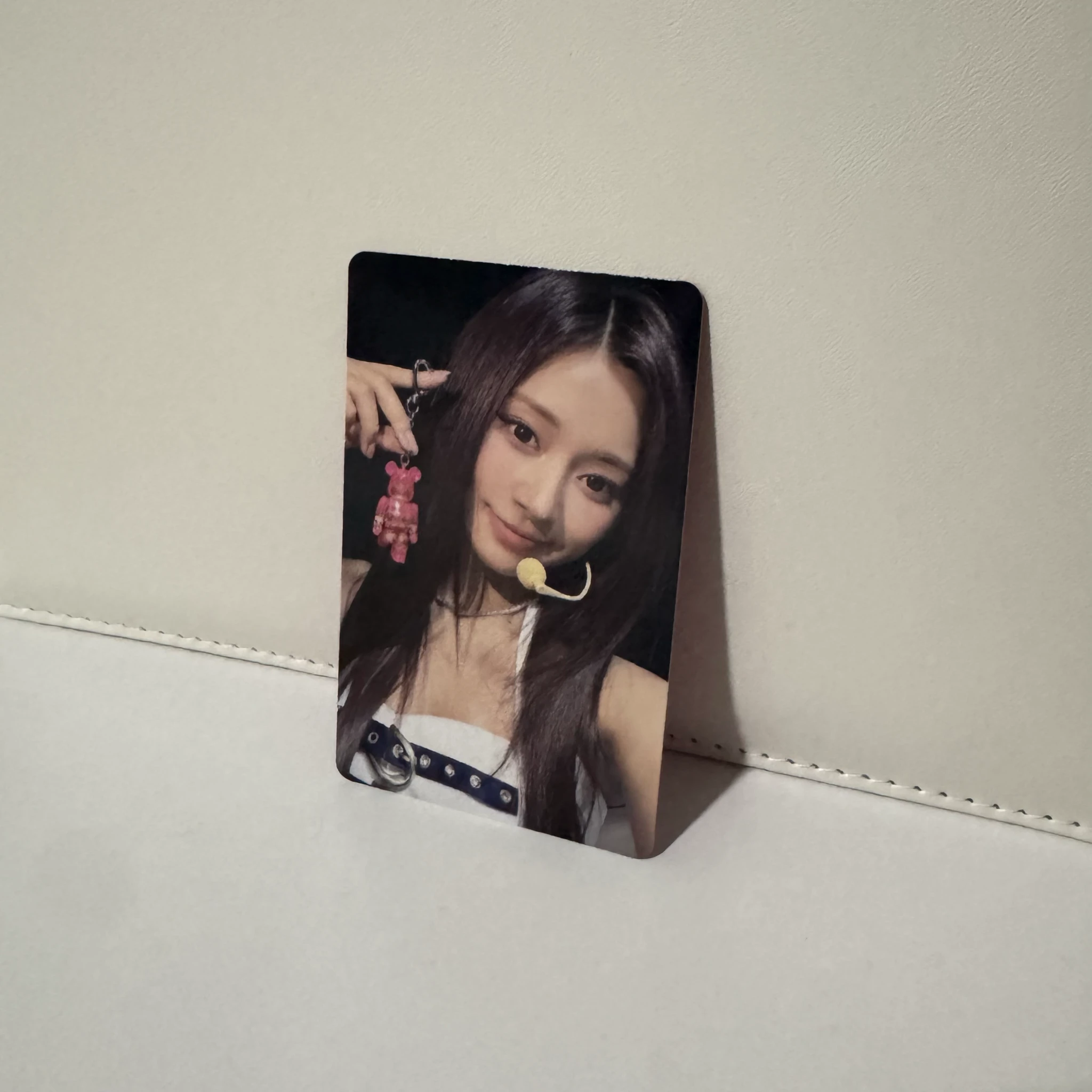 TWICE Tzuyu TWICE - Tzuyu - TWICE x BE@RBRICK Other fans shop pob (pre-order benefit) merch photocard be@rbrick listing photo 1