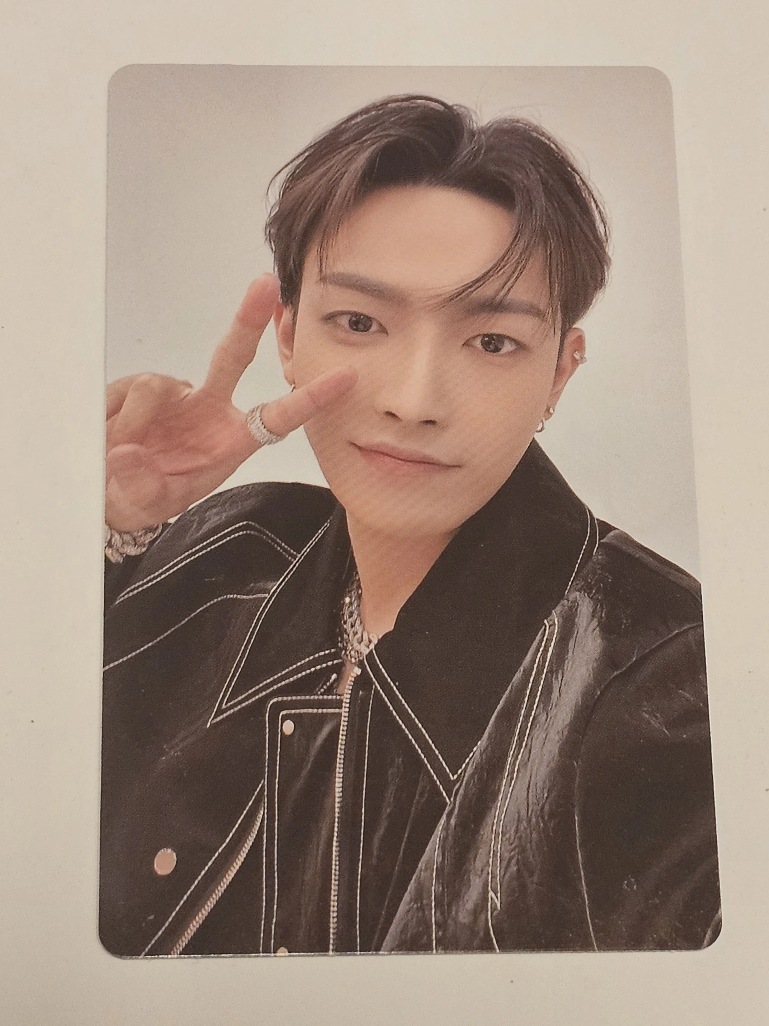 ATEEZ Hongjoong ATEEZ - Towards The Light: Will To Power Event merch photocard photocard holder listing photo 1