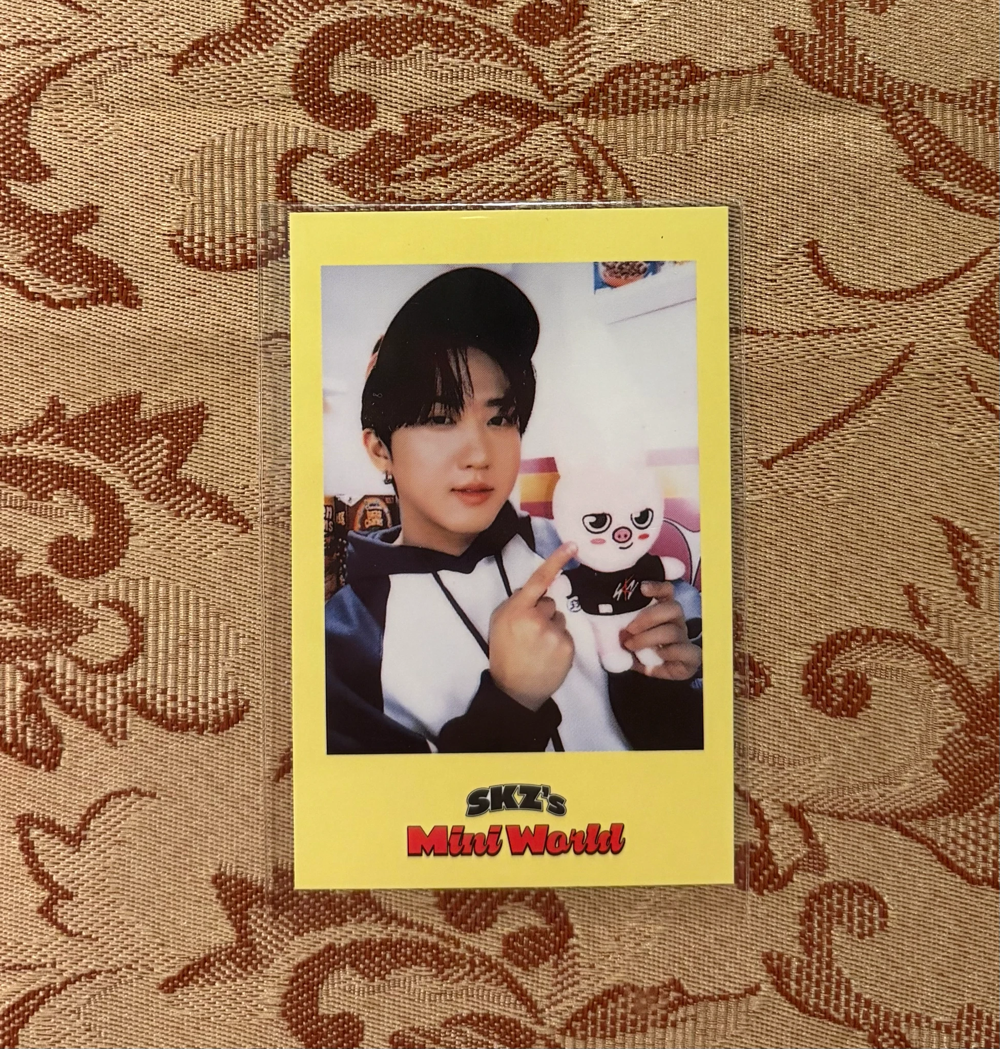 Stray Kids Changbin Stray Kids - Changbin - 2023 Season's Greetings - SKZ's Mini World Other pre-order benefit (pob) polaroid jyp shop listing photo 1