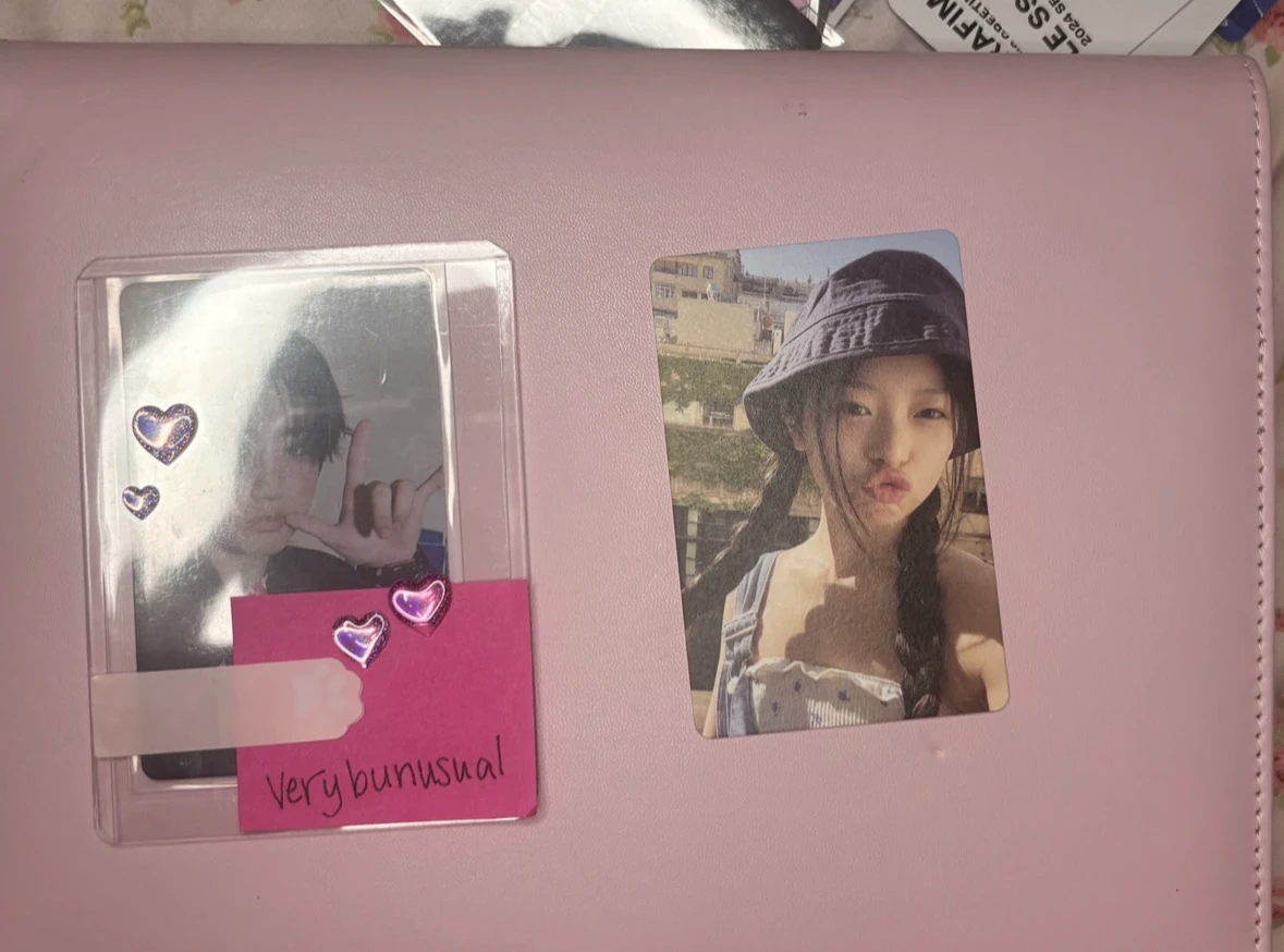 NewJeans Hanni NewJeans - Hanni - New Jeans Album hanni bluebook album photocard listing photo 1