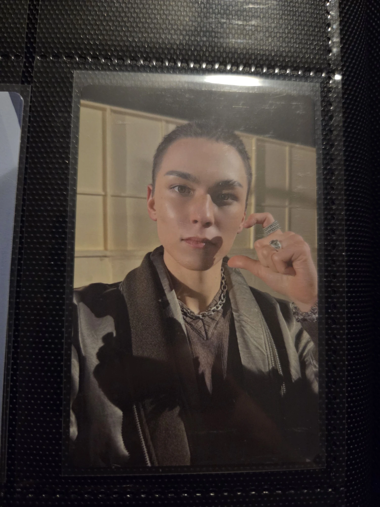 SEVENTEEN Vernon SEVENTEEN - Vernon - HAPPY BURSTDAY Album listing photo 1