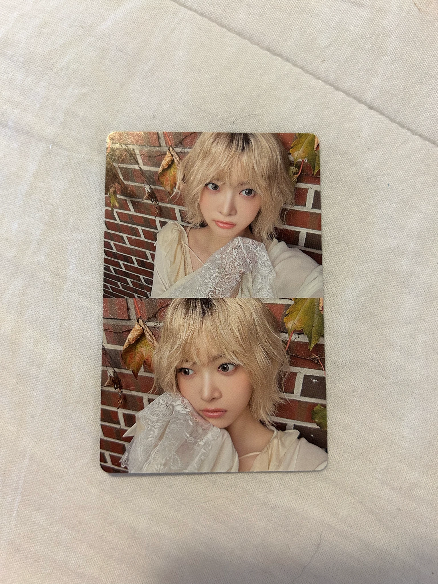 LE SSERAFIM Hong Eunchae LE SSERAFIM - Hong Eunchae - HOT Album listing photo 1