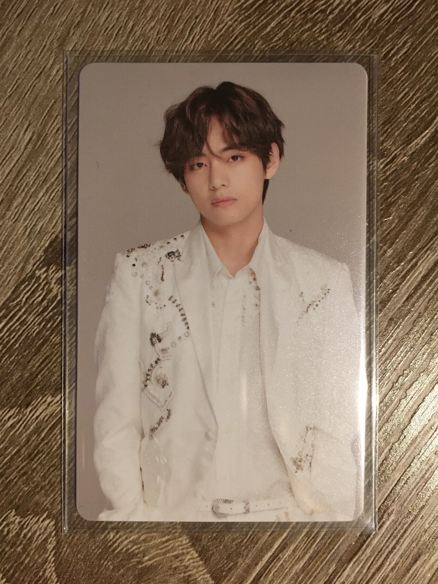 BTS V BTS - V - LY: Speak Yourself Tour Event lucky draw the final dispenser pvc card listing photo 1