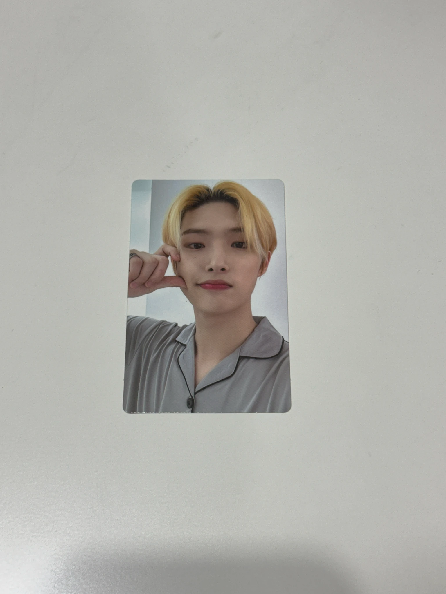 ATEEZ Mingi ATEEZ - Mingi - THE WORLD EP.1 : MOVEMENT Album pob (pre-order benefit) beatroad kaura world round 4 listing photo 1