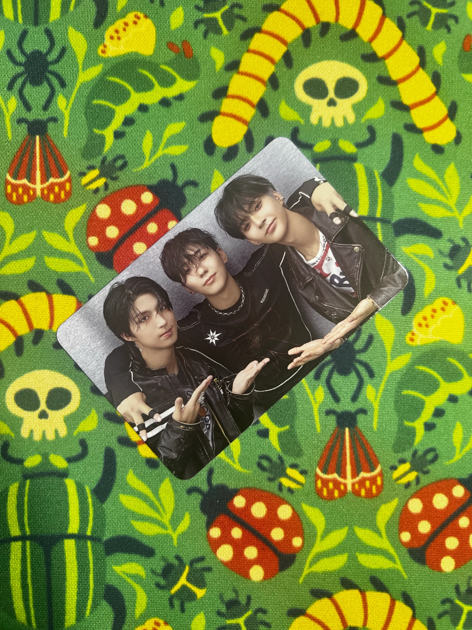 Xdinary Heroes Xdinary Heroes - Livelock Album album photocard pre-order benefit (pob) standard version listing photo 1
