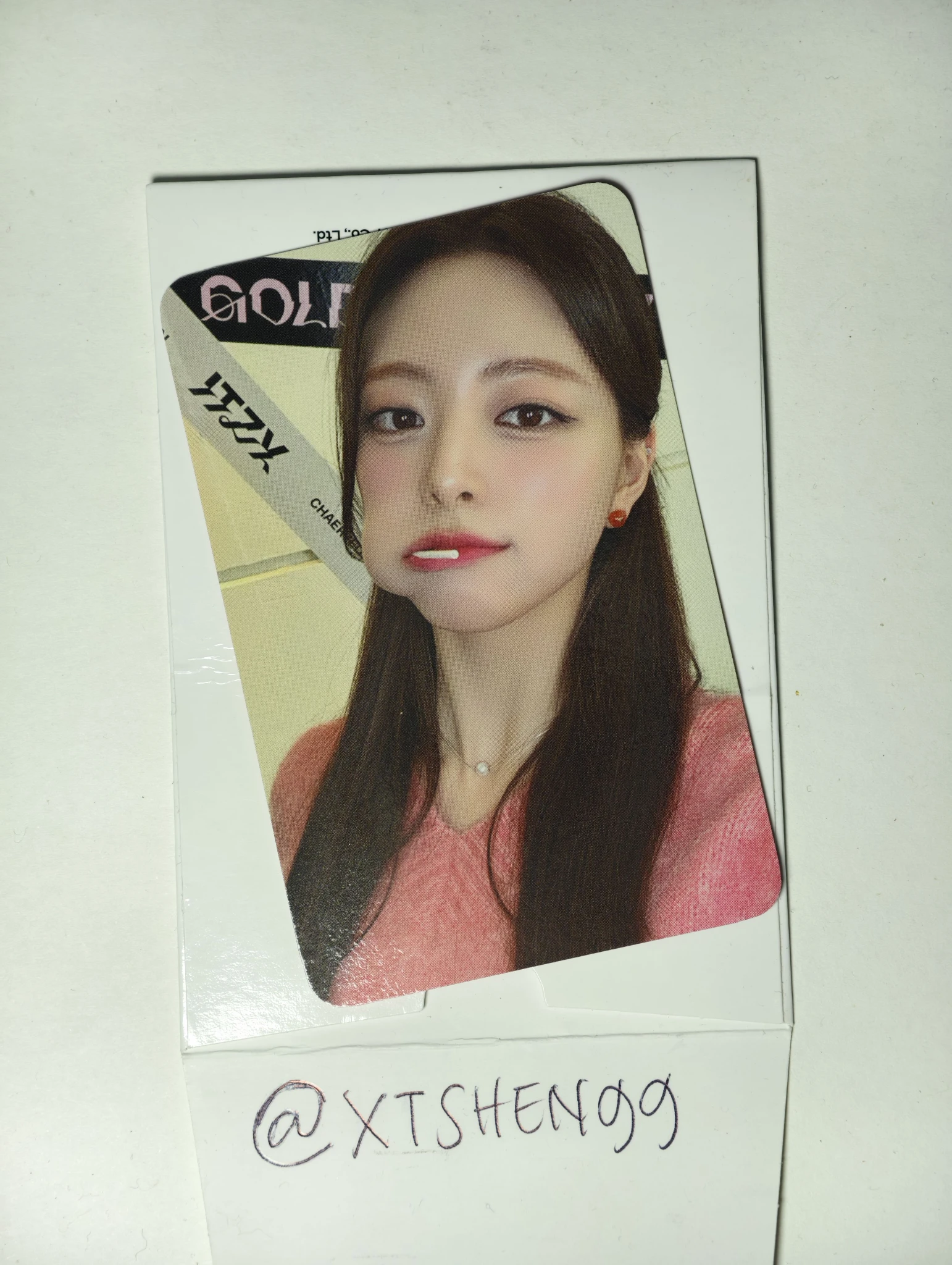 ITZY Yuna ITZY - Yuna - GOLD Album withmuu fansign round 1 listing photo 1