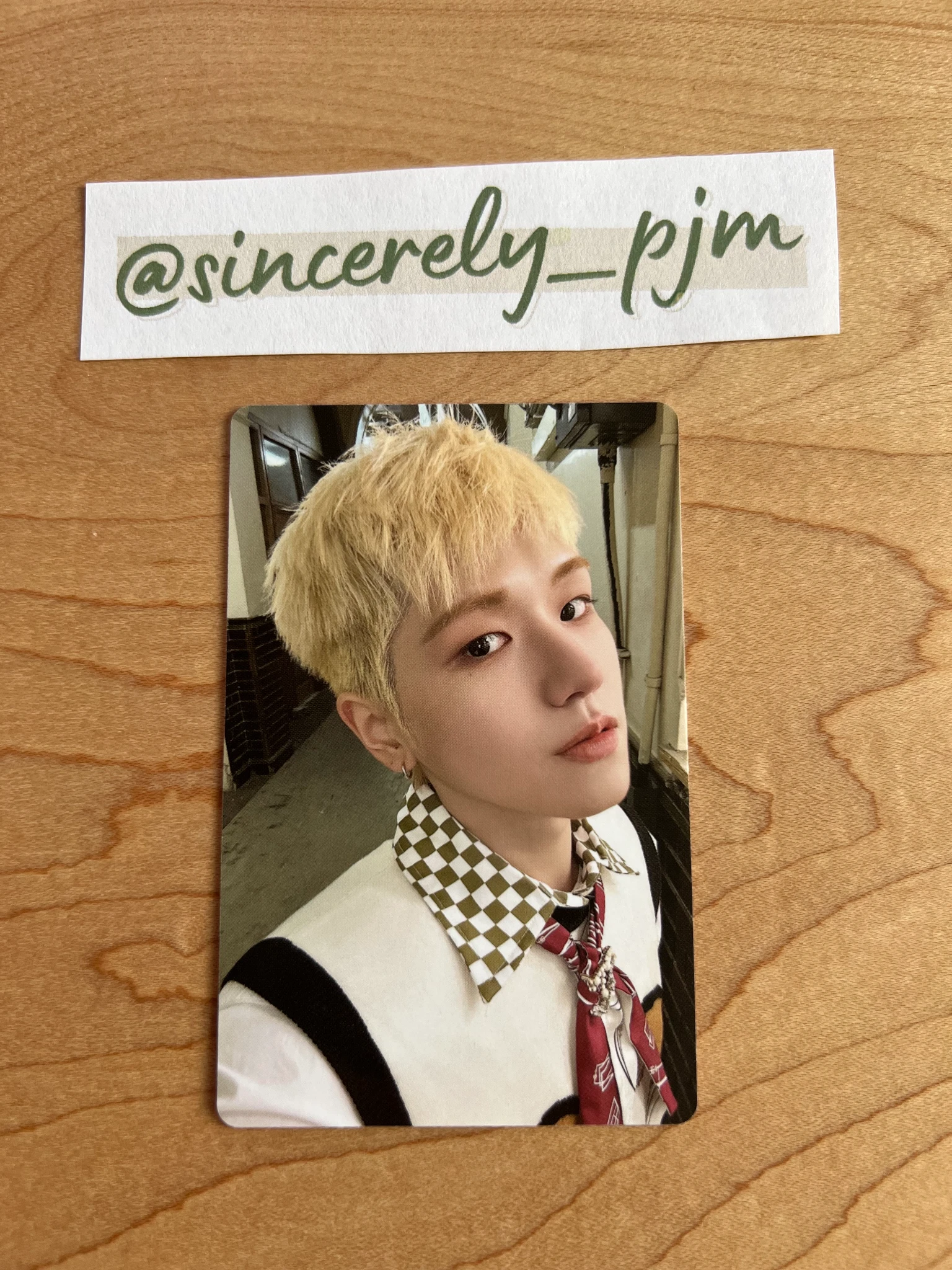 BOYNEXTDOOR Riwoo BOYNEXTDOOR - Riwoo - HOW? Album album photocard fire version A version listing photo 1
