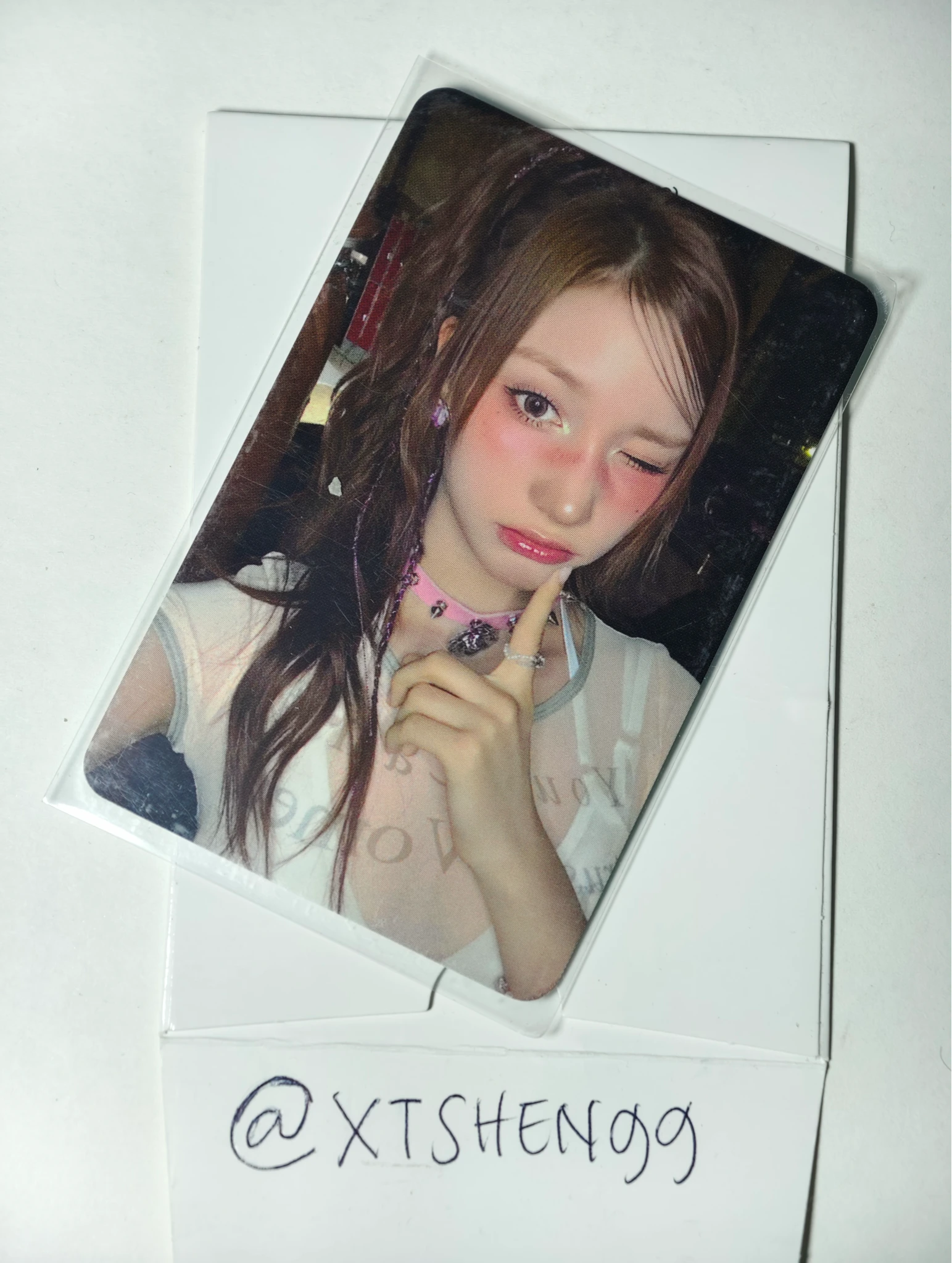 Kep1er Huening Bahiyyih Kep1er - Huening Bahiyyih - BUBBLE GUM Album broadcast music core listing photo 1