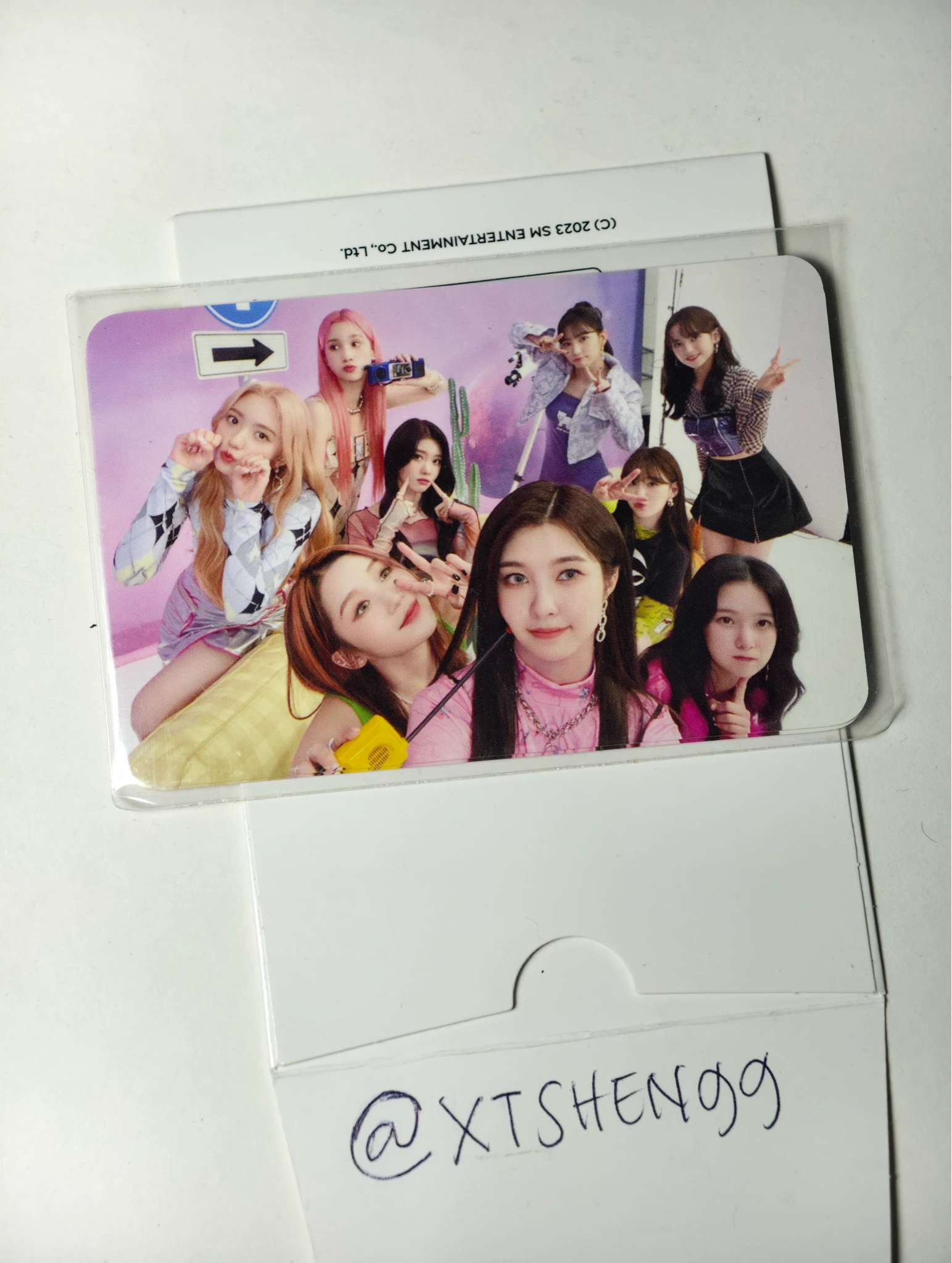 Kep1er Kep1er - 1st Fan Meeting: Kep1anet Event photocard set B version listing photo 1