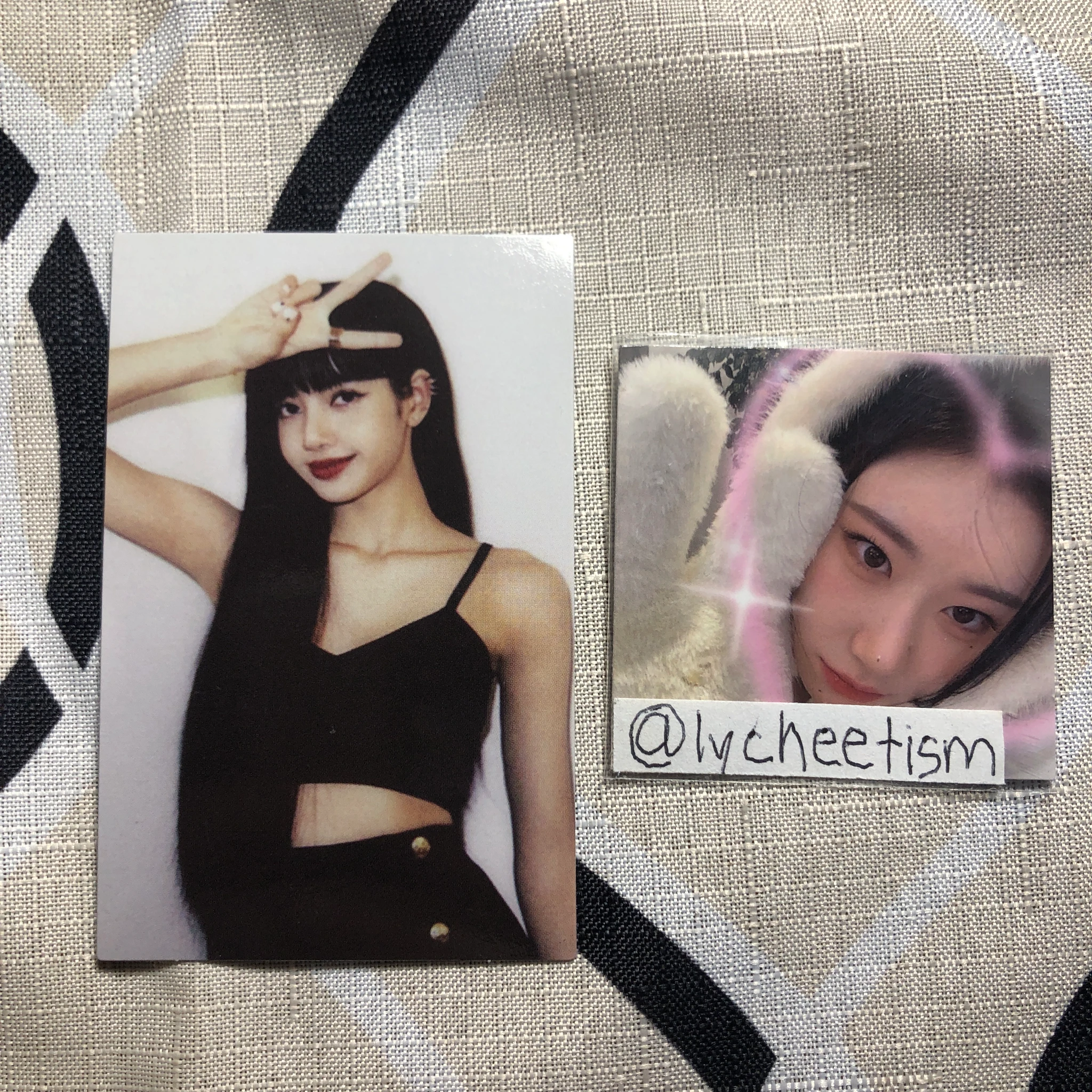 BLACKPINK Lisa BLACKPINK-Lisa-Album-THE ALBUM listing photo 1