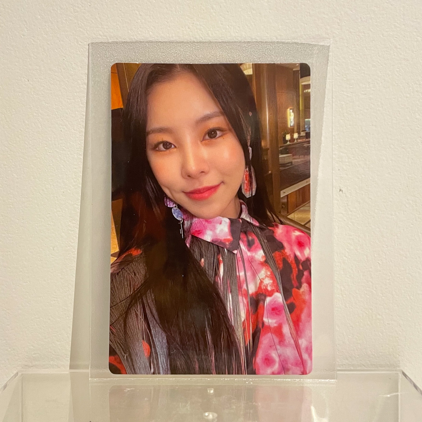 MAMAMOO Wheein MAMAMOO - Wheein - Redd Album album photocard solo album listing photo 1