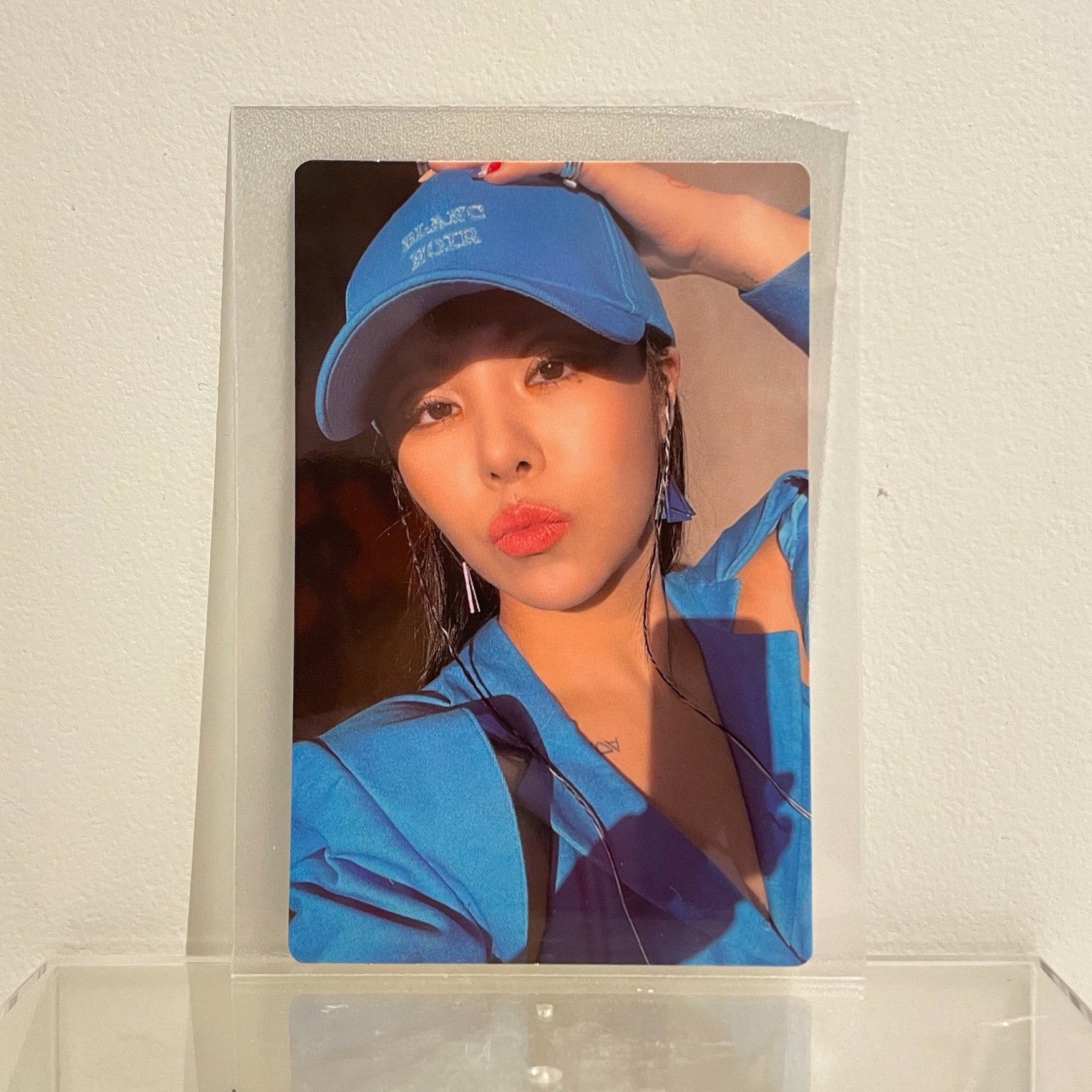 MAMAMOO Wheein MAMAMOO - Wheein - Redd Album album photocard solo album listing photo 1