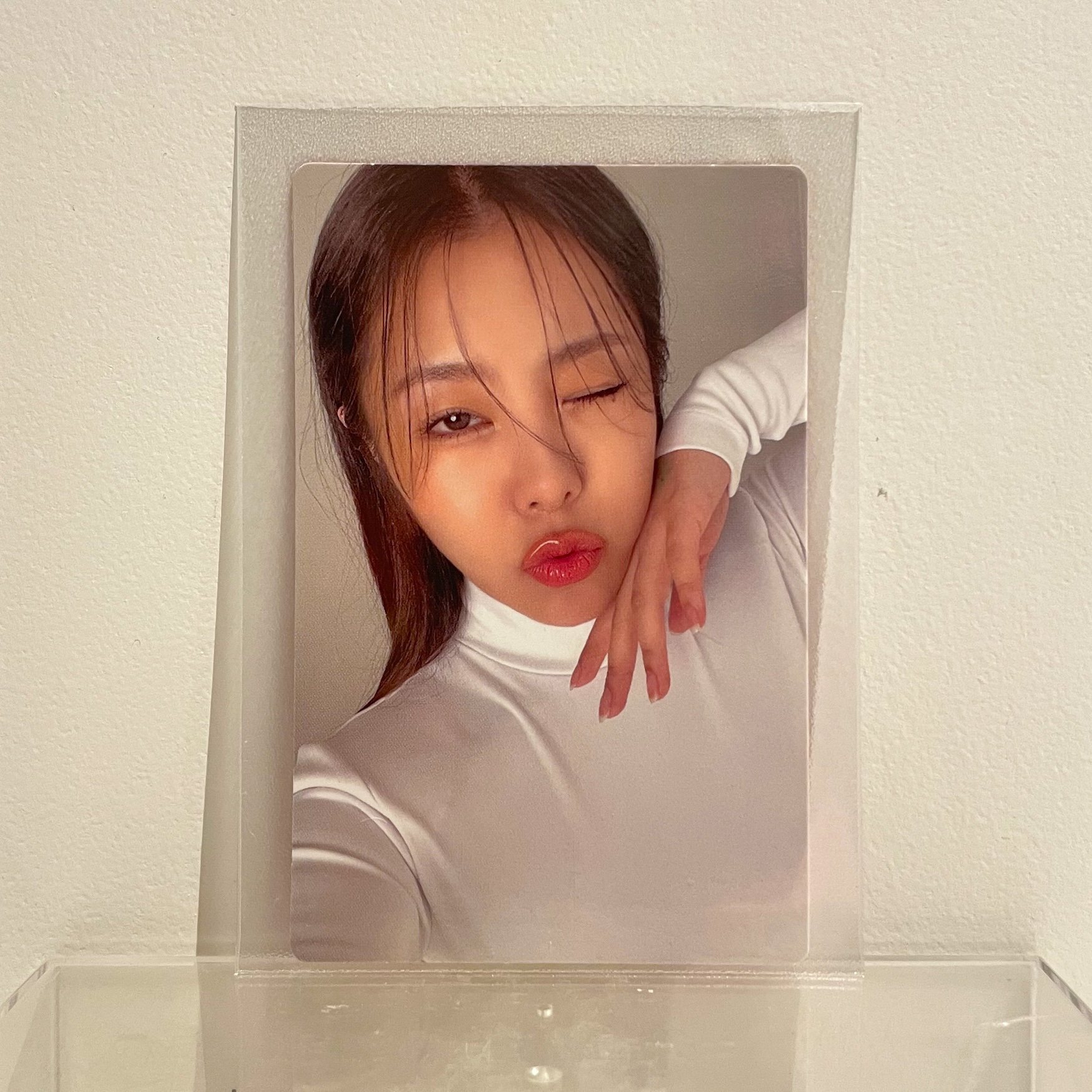 MAMAMOO Wheein MAMAMOO - Wheein - Redd Album album photocard solo album listing photo 1