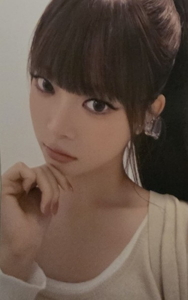 LE SSERAFIM Hong Eunchae LE SSERAFIM - Hong Eunchae - SPAGHETTI Album everline pre-order benefit (pob) compact version listing photo 1
