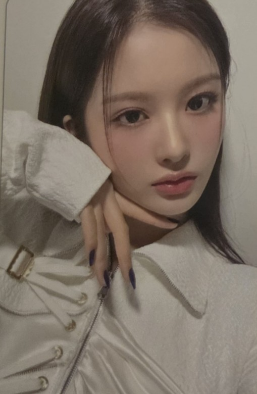 NMIXX Sullyoon NMIXX - Sullyoon - Expérgo Album album photocard US exclusive listing photo 1
