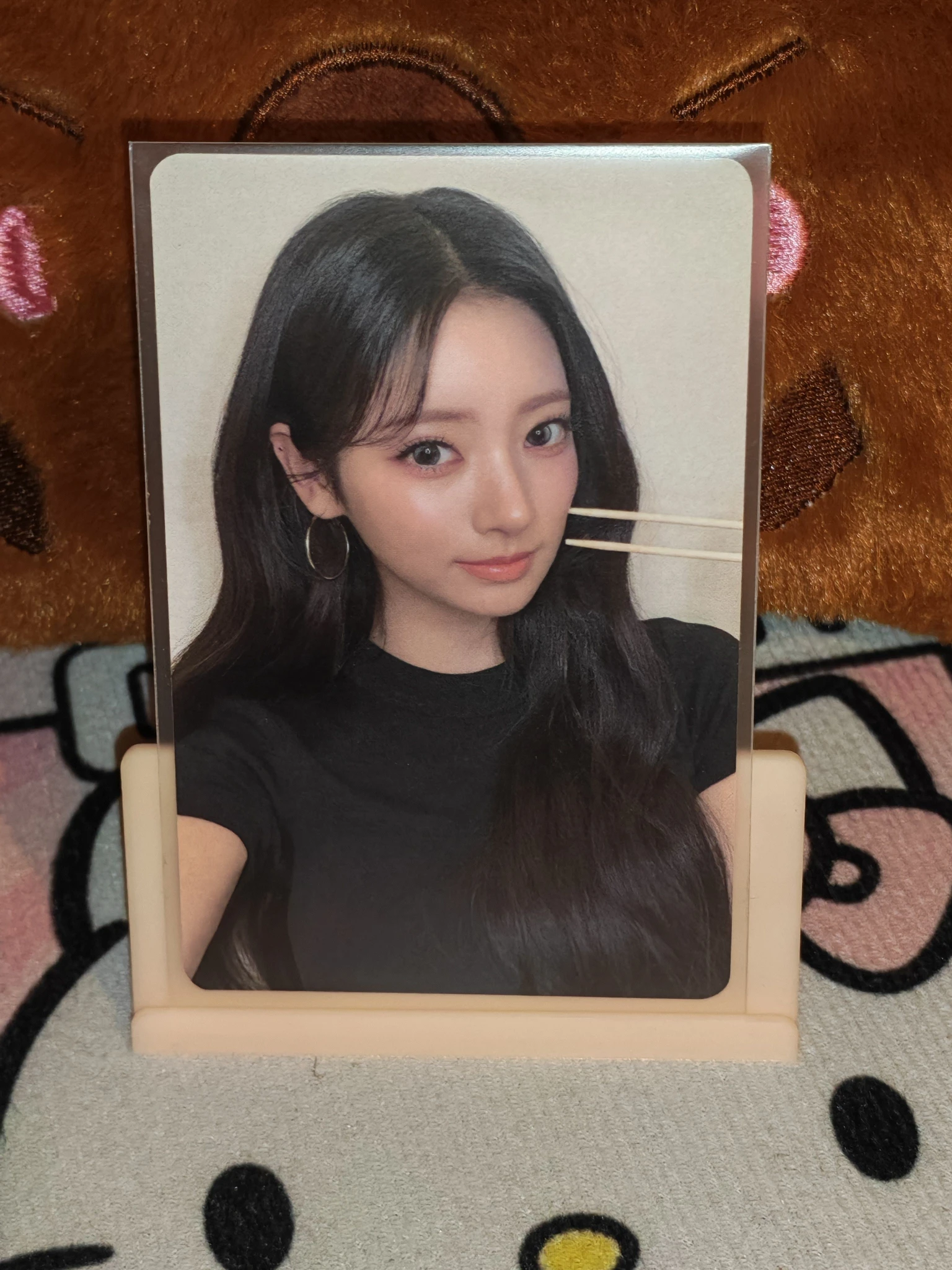MEOVV Anna MEOVV - Anna - BITE NOW Album broadcast music core listing photo 1