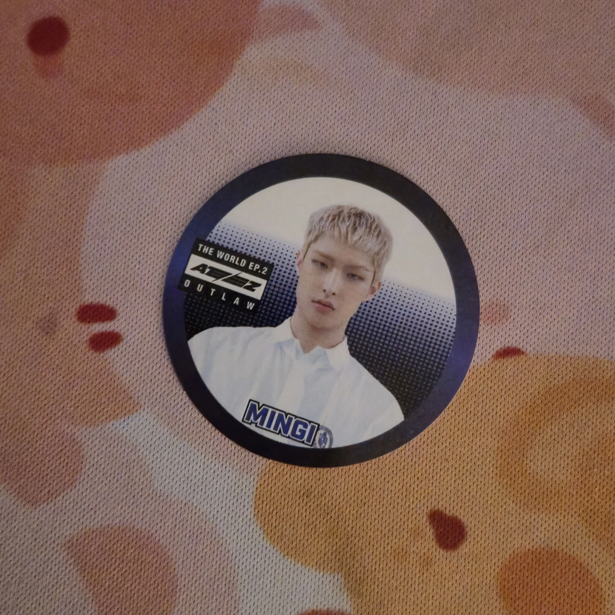 ATEEZ Mingi ATEEZ - Mingi - THE WORLD EP.2 : OUTLAW Album sticker platform version listing photo 1