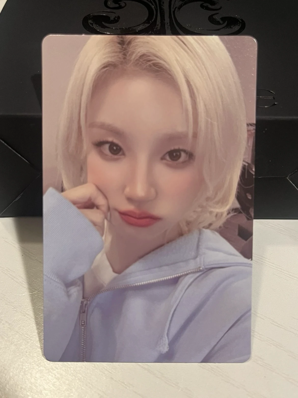 i-dle Yuqi (G)I-DLE - Yuqi - Motivation Album listing photo 1
