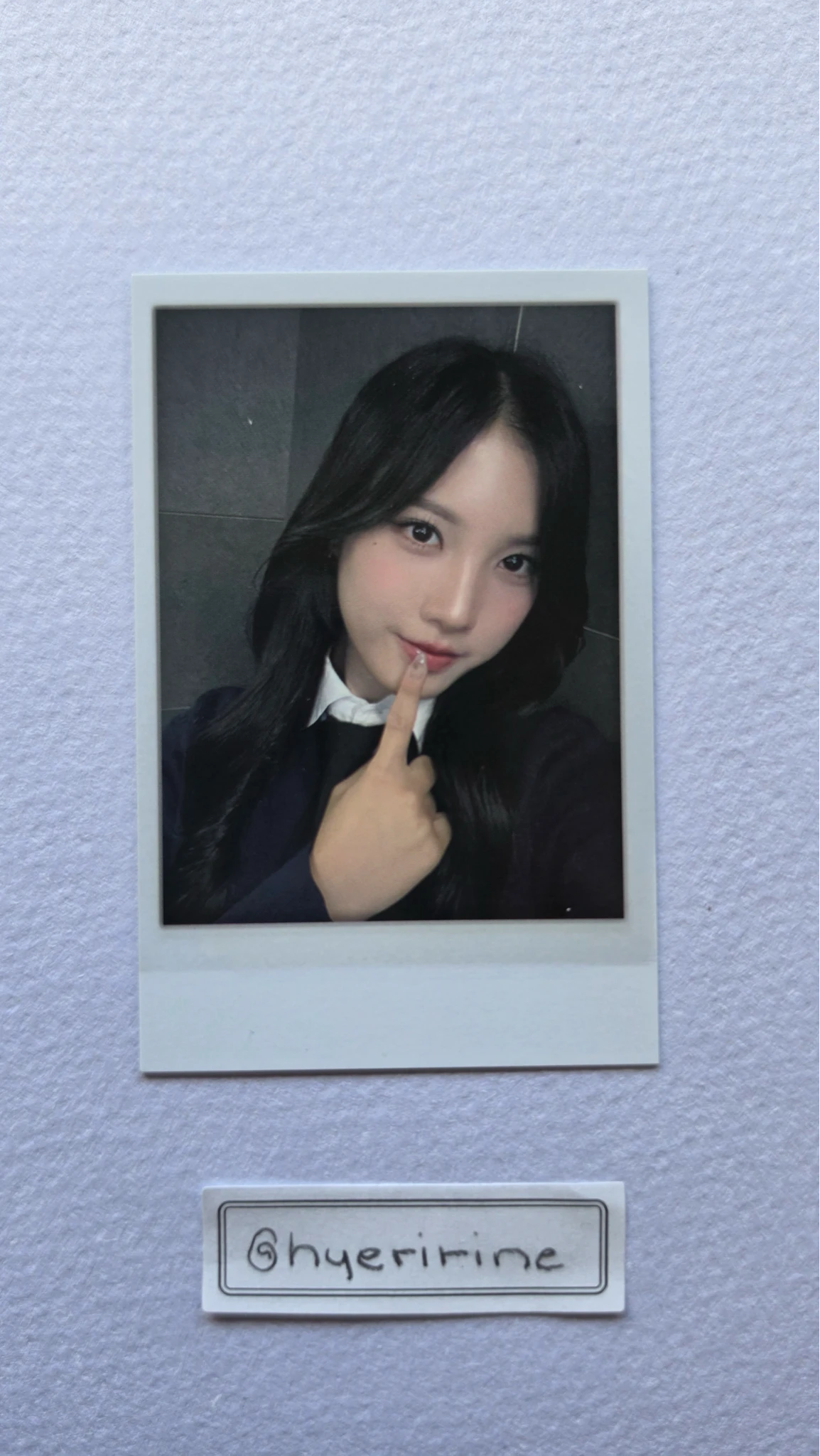 tripleS Sullin tripleS - Sullin - Assemble24 Album dear my muse (dmm) 1:1 video call (fancall) polaroid listing photo 1