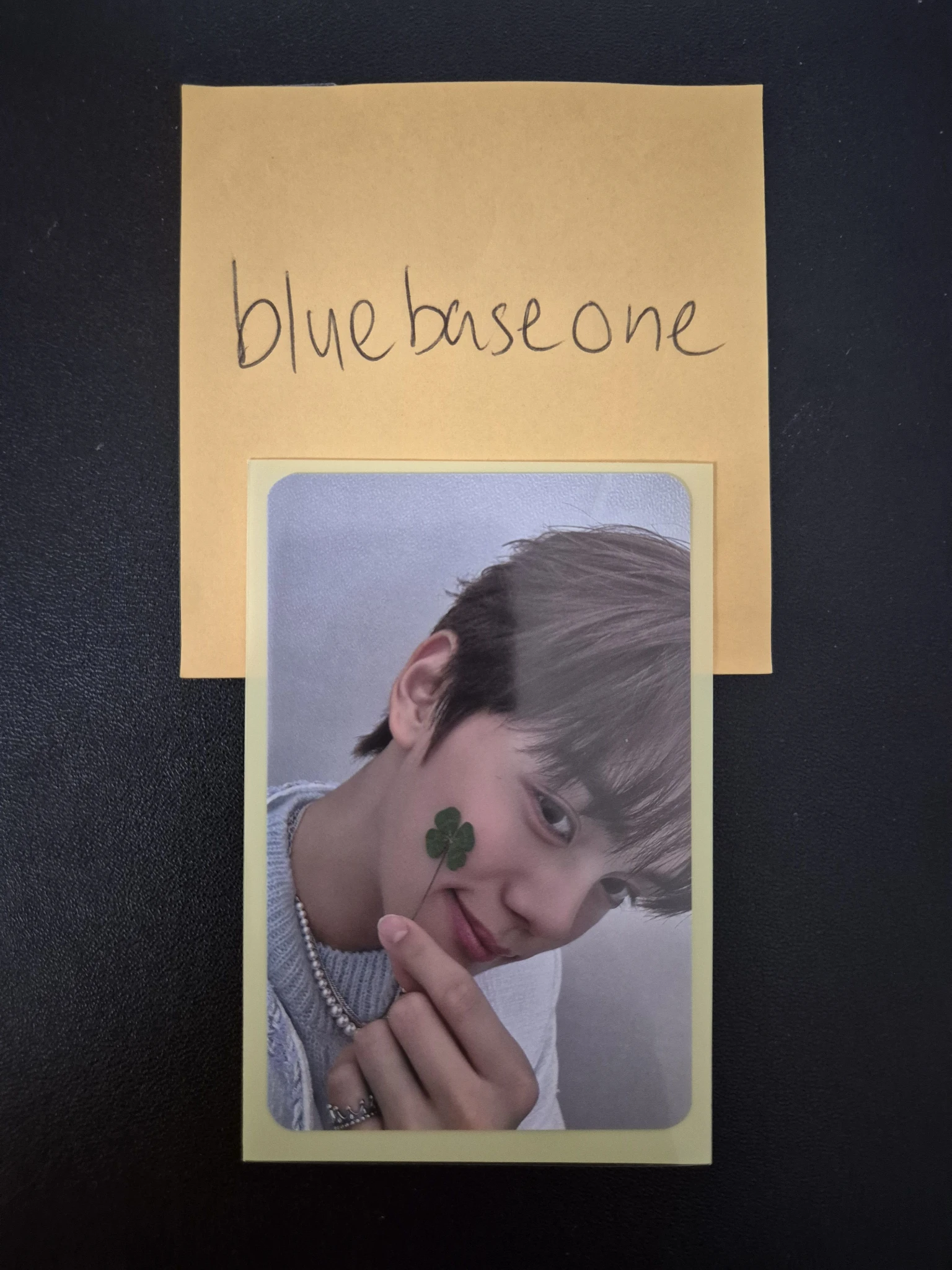 ZEROBASEONE Gyuvin ZEROBASEONE - Gyuvin - Melting Point Album jump up lucky draw listing photo 1