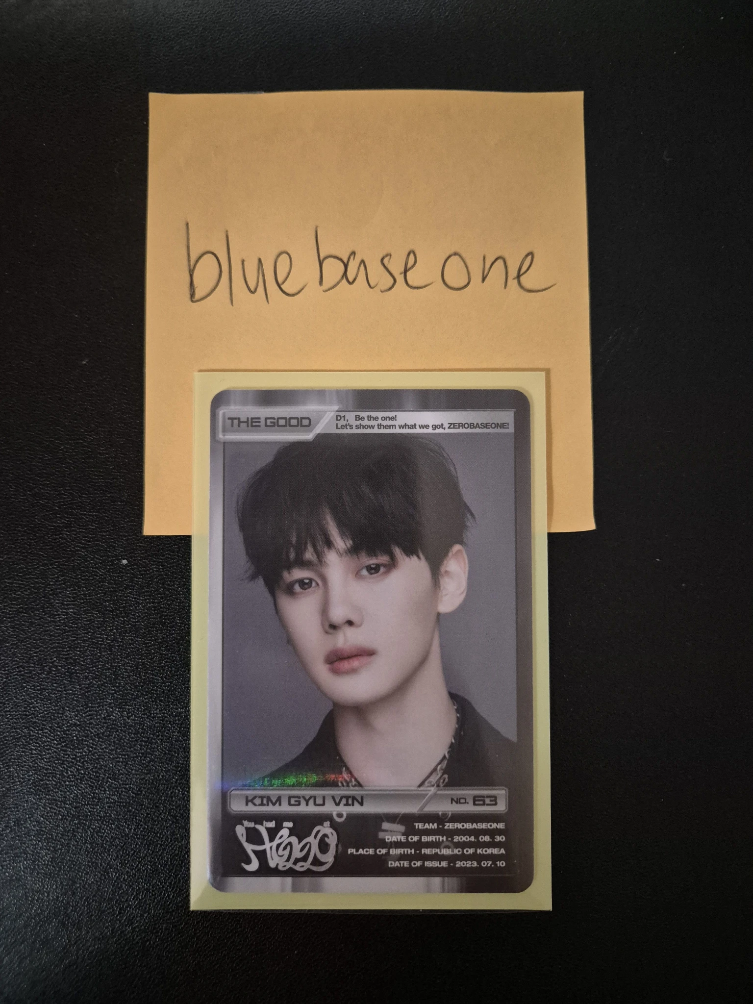 ZEROBASEONE Gyuvin ZEROBASEONE - Gyuvin - You had me at HELLO Album id card album photocard listing photo 1