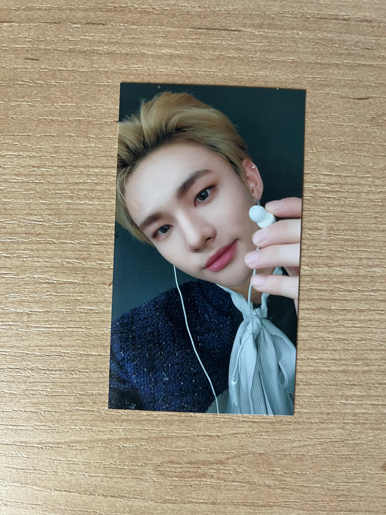 Stray Kids Hyunjin Stray Kids - Hyunjin - THE SOUND Album album photocard B version limited edition non-standard size version 1 listing photo 1