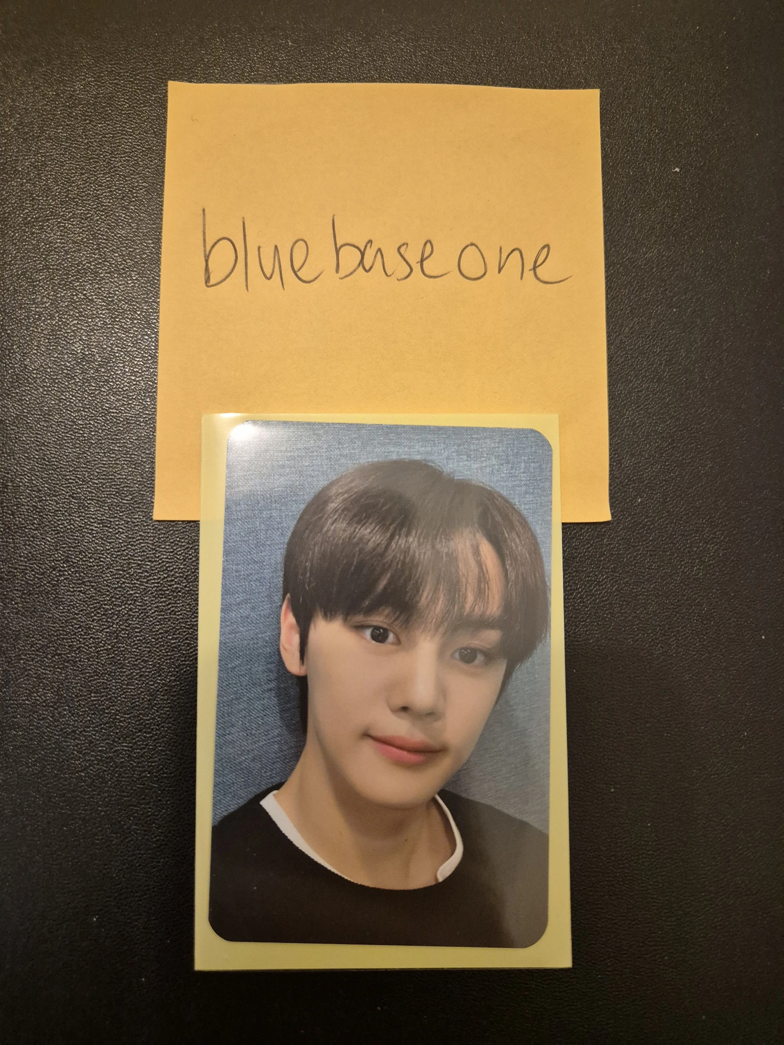 ZEROBASEONE Gyuvin ZEROBASEONE - Gyuvin - KCON Japan 2023 Event t-shirt merch photocard listing photo 1