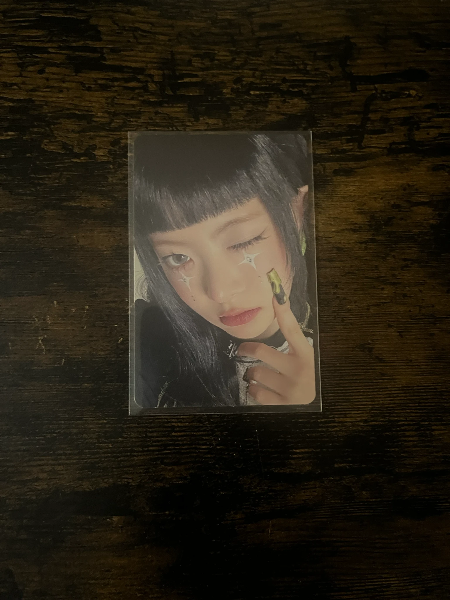 LE SSERAFIM Hong Eunchae LE SSERAFIM - Hong Eunchae - CRAZY Album listing photo 1