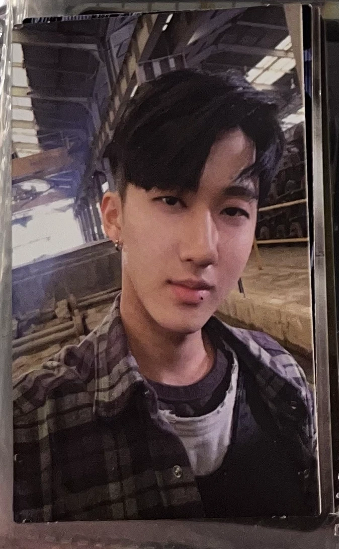 Stray Kids Changbin Stray Kids - Changbin - I am NOT Album album photocard selfie version listing photo 1