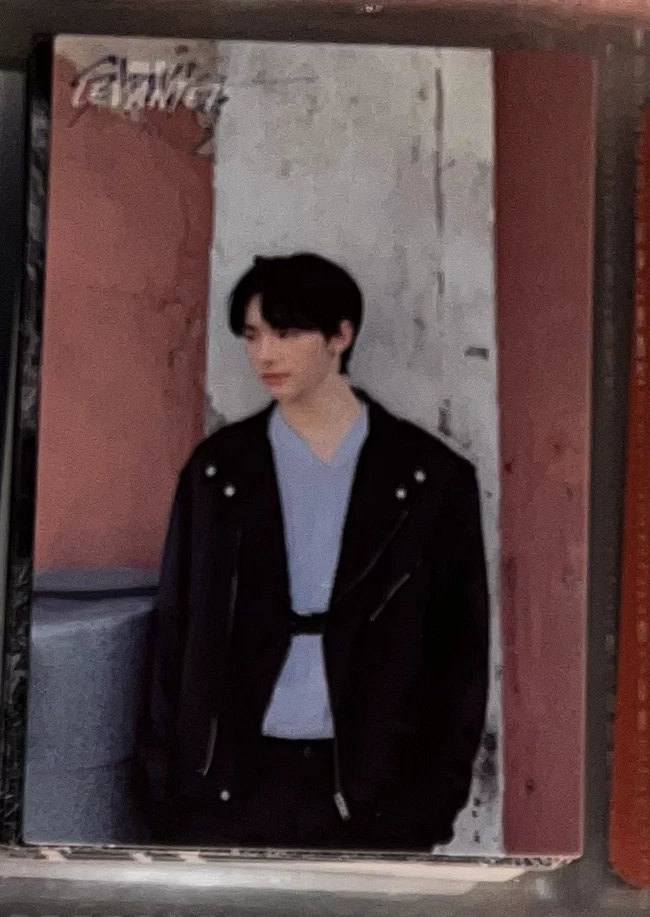 Stray Kids Hyunjin Stray Kids - Hyunjin - Clé: Levanter Album album photocard album title ver. listing photo 1