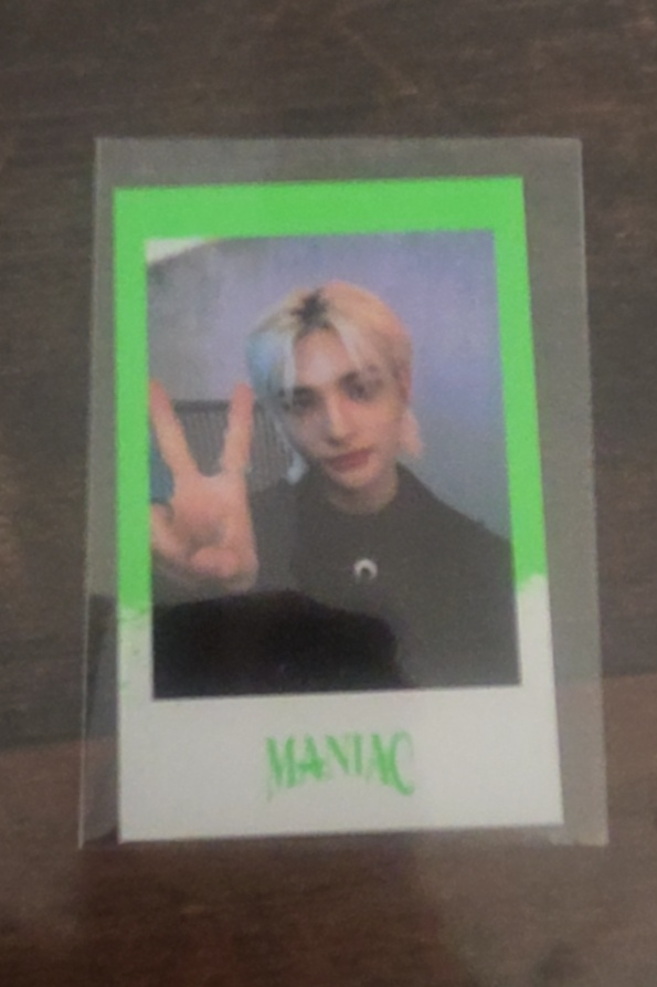 Stray Kids Hyunjin Stray Kids - Hyunjin - Maniac World Tour Event pre-order benefit (pob) merch photocard polaroid skzoo version seoul listing photo 1