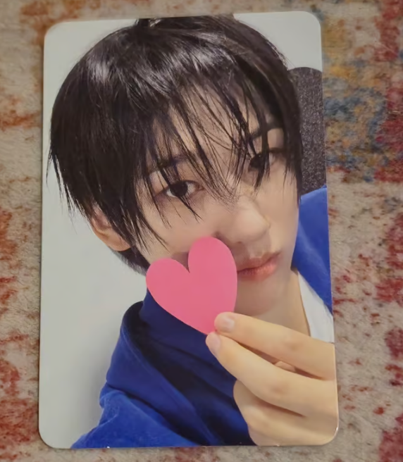 KickFlip Kyehoon KickFlip - Kyehoon - Flip It, Kick It! Album lookbook version album photocard B version listing photo 1