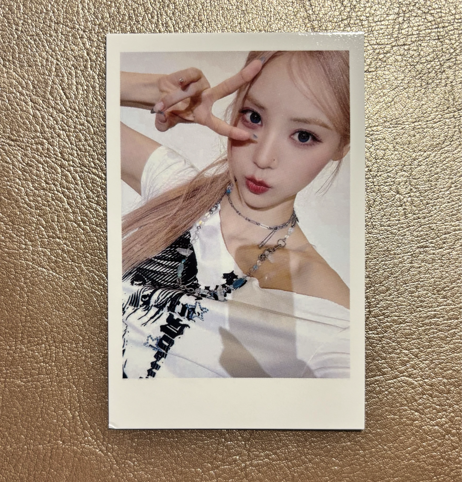 ARTMS JinSoul ARTMS - JinSoul - Hyper-Ego Album jump up polaroid fansign round 1 listing photo 1