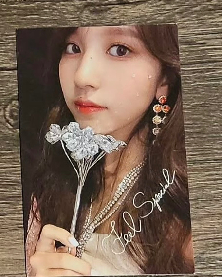 TWICE Mina TWICE-Mina-Album-feel special listing photo 1