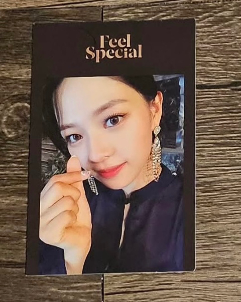 TWICE Jeongyeon TWICE-Jeongyeon-Album-feel special listing photo 1