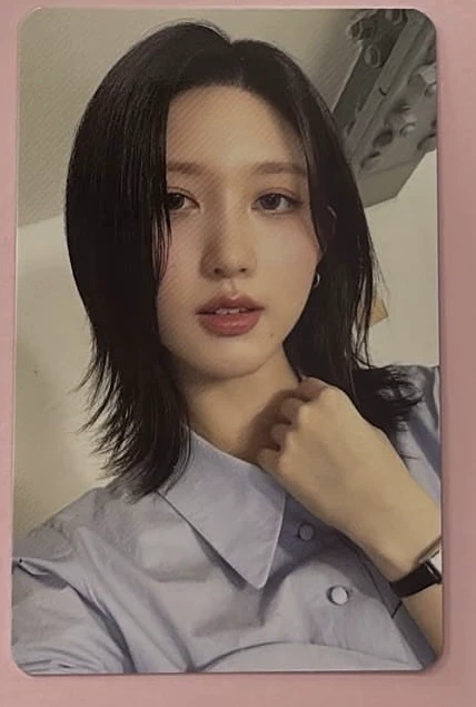 IVE Gaeul IVE - Gaeul - Magazine IVE: 2nd Fanmeeting Event trading card fan meeting listing photo 1