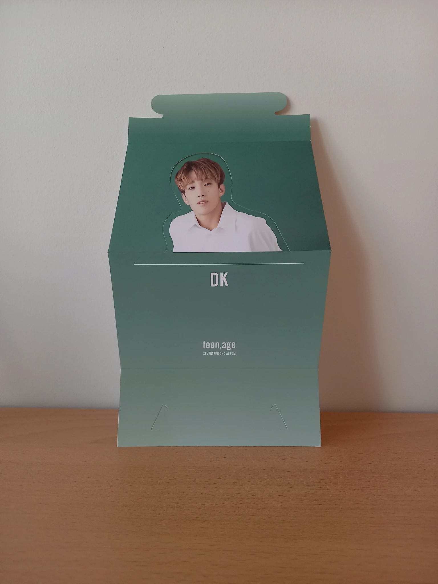 SEVENTEEN DK SEVENTEEN - DK - TEEN,AGE Album album inclusion standee listing photo 1