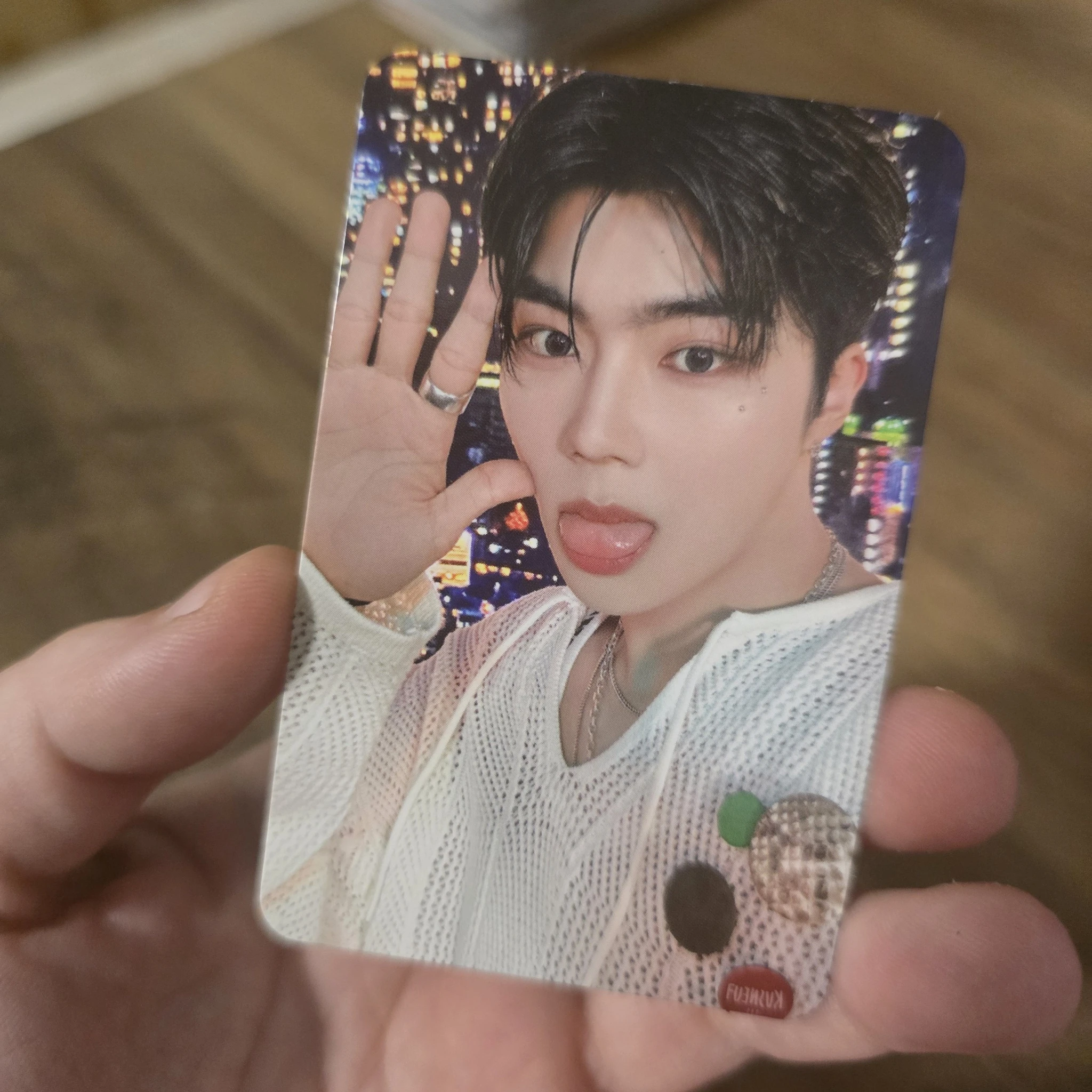 ZEROBASEONE Gunwook ZEROBASEONE - Gunwook - ZB1 x LINE FRIENDS Other merch photocard photocard holder listing photo 1