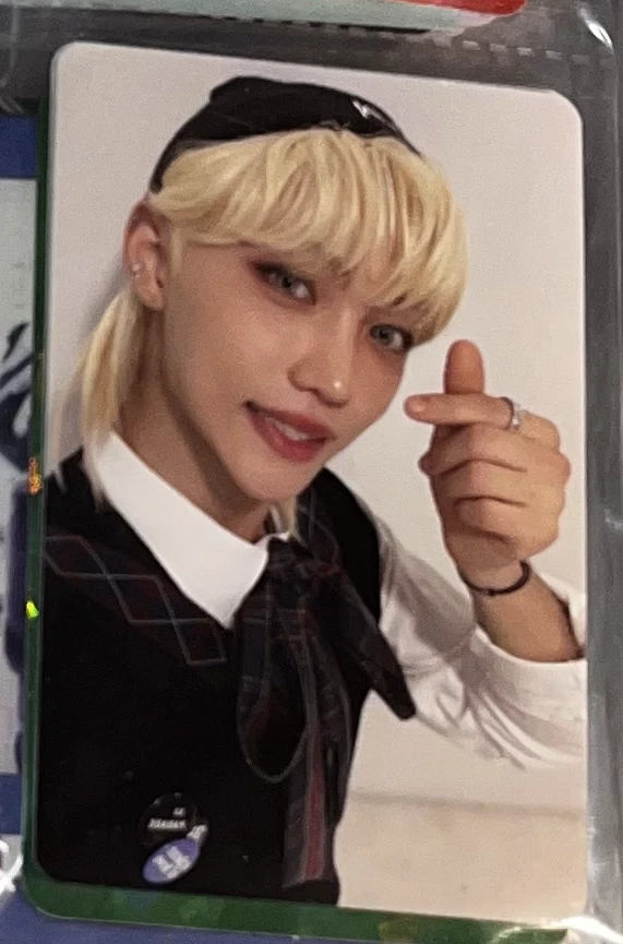 Stray Kids Felix Stray Kids - Felix - Christmas EveL Album pre-order benefit listing photo 1