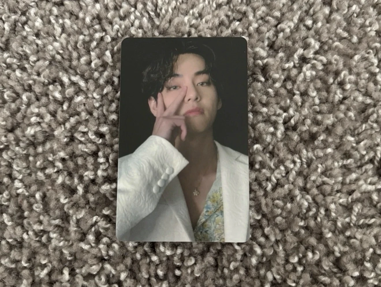 BTS V BTS - V - BE Album korean album lucky draw m2u deluxe ver listing photo 1