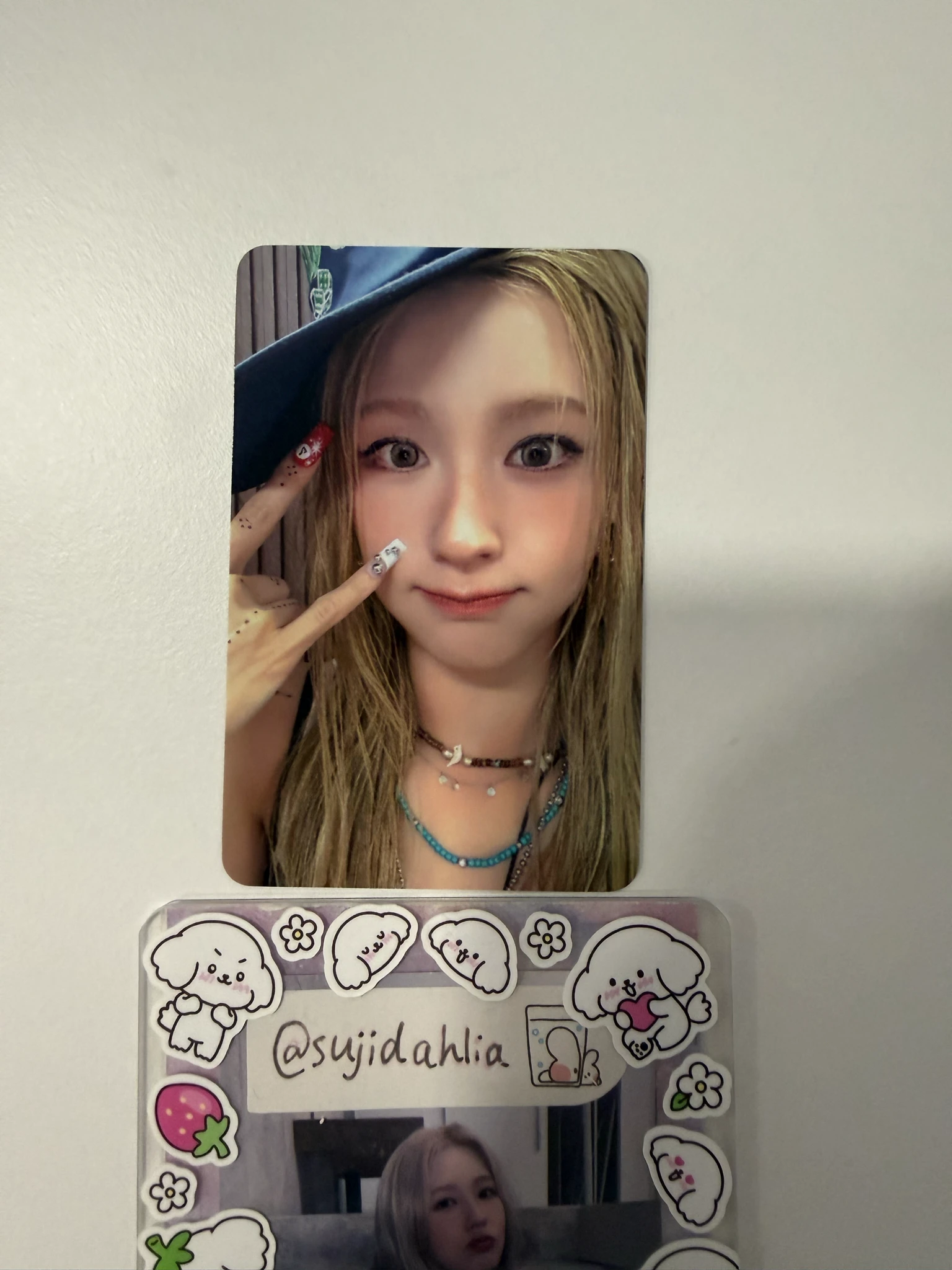 i-dle Miyeon i-dle - Miyeon - We made Album hellolive video call/fancall round 1 listing photo 1