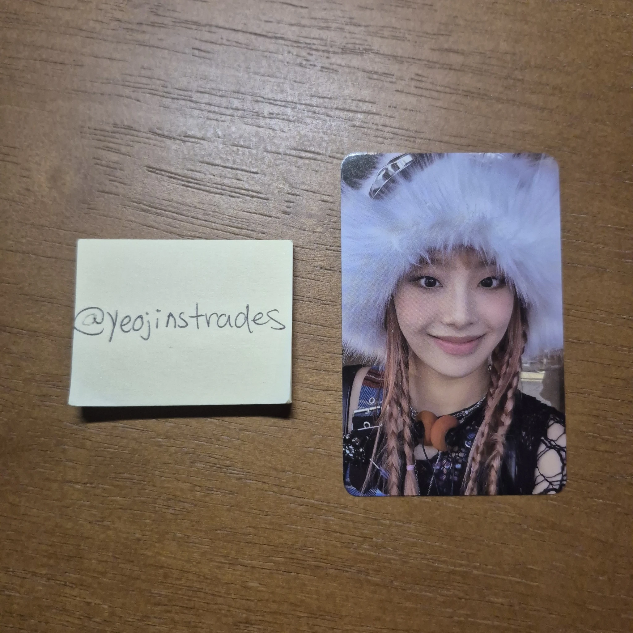 Chuu Chuu Chuu - Chuu - Howl Album Ever Music Album album photocard listing photo 1
